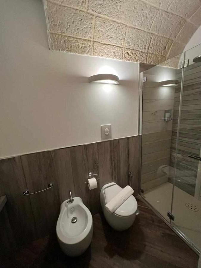 Al Centro Exclusive Apartment บรินดิซิ ภายนอก รูปภาพ