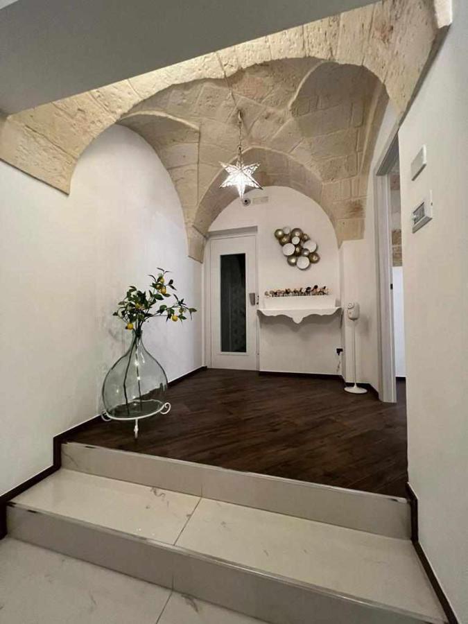 Al Centro Exclusive Apartment บรินดิซิ ภายนอก รูปภาพ