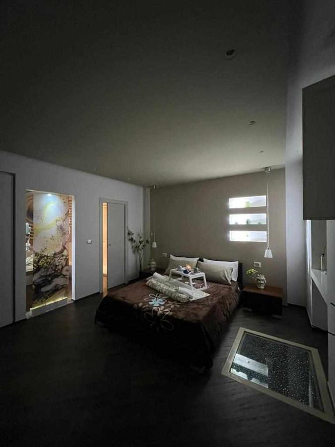 Al Centro Exclusive Apartment บรินดิซิ ภายนอก รูปภาพ