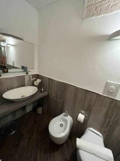 Al Centro Exclusive Apartment บรินดิซิ ห้อง รูปภาพ